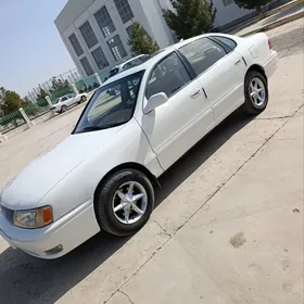 Toyota Avalon 1999