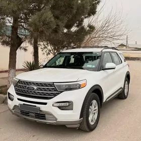 Ford Explorer 2021