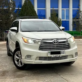 Toyota Highlander 2015