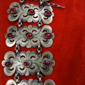 Gadymy man̈laÿlyk kùmùṣ