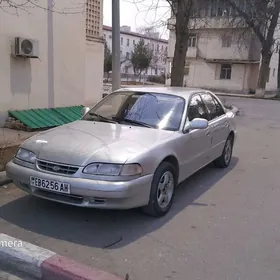 Hyundai Sonata 1996