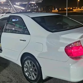 Toyota Camry 2004