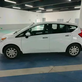 Nissan Versa Note 2016