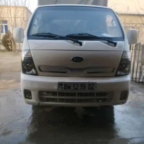 Kia Bongo 2013