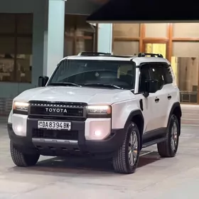 Toyota Land Cruiser Prado 2025