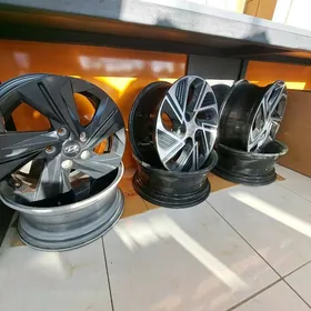 Hyundai Elantra diska