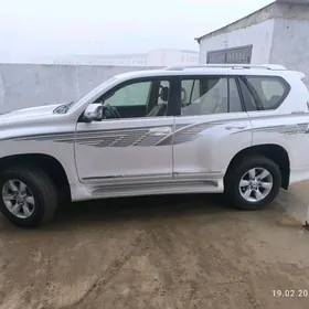 Toyota Land Cruiser Prado 2014