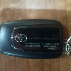 Pult tayota Highlander