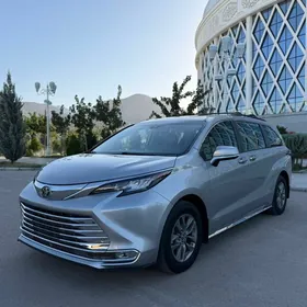 Toyota Sienna 2021