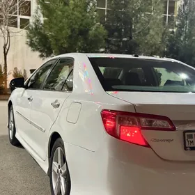 Toyota Camry 2014