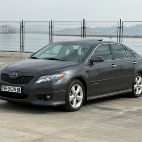 Toyota Camry 2011