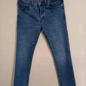 Джинсы 