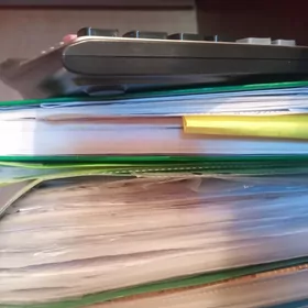 Iş gôzleýãn buhgalter kômekçi