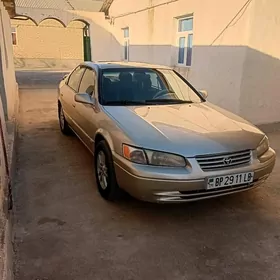 Toyota Camry 1998