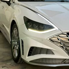 Hyundai Sonata 2021