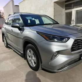 Toyota Highlander 2022