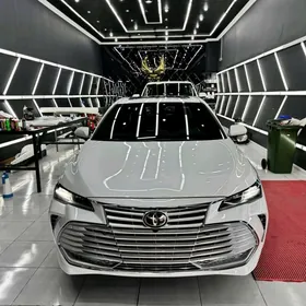 Toyota Avalon 2020