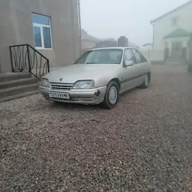 Opel Omega 1989