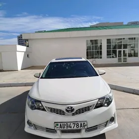Toyota Camry 2013