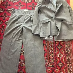 kostyum костюм