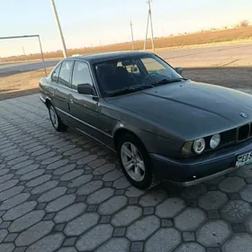 BMW 5 Series 1990