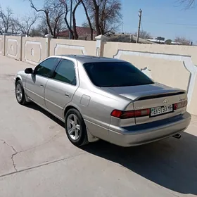 Toyota Camry 1998