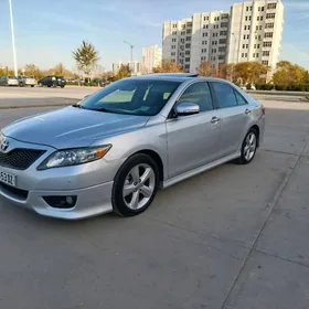 Toyota Camry 2011