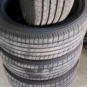 Yokohama 215 55 17 24Ý