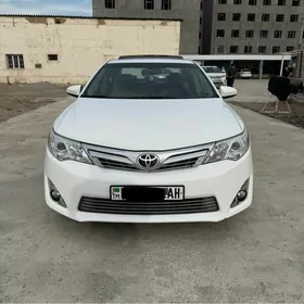 Toyota Camry 2012