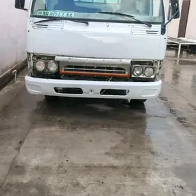 Mitsubishi Canter 1995