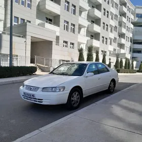 Toyota Camry 1998