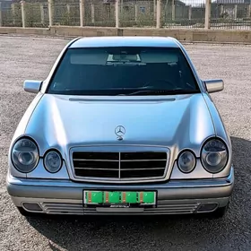 Mercedes-Benz E320 1997