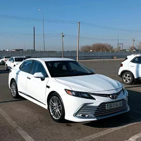 Toyota Camry 2020
