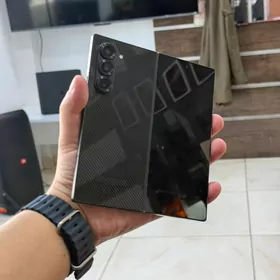 Samsung Z fold 6 carbon