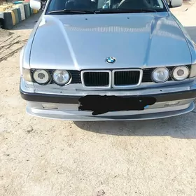 BMW 7 Series 1992