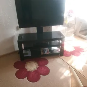 Подставка под телевизор