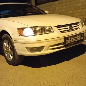 Toyota Camry 2000