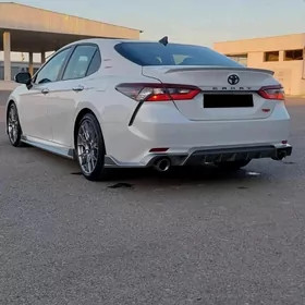Toyota Camry 2023