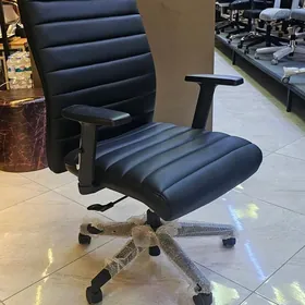 Kreslo koza ofis üçin.Кресло