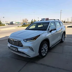 Toyota Highlander 2020