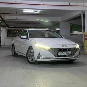 Hyundai Elantra 2021