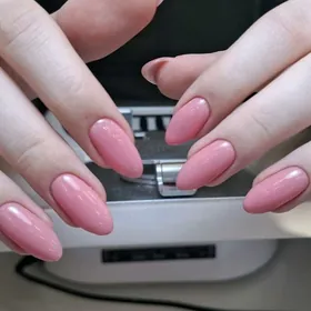 маникюр и педикюр