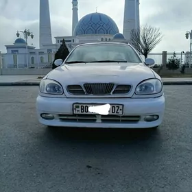 Daewoo Lanos 2000