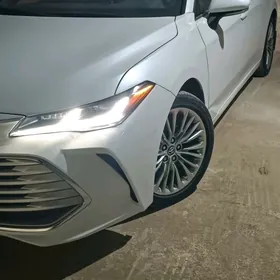 Toyota Avalon 2022