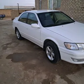 Toyota Camry 1998
