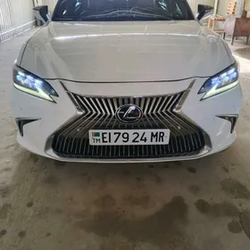 Lexus ES 350 2019