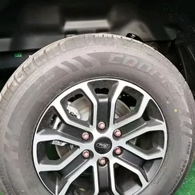 FORD EXPIDITION 2025