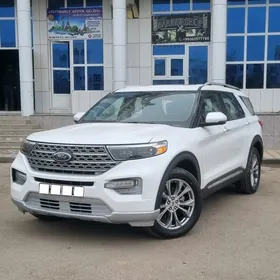 Ford Explorer 2021