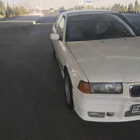 BMW 320 1992
