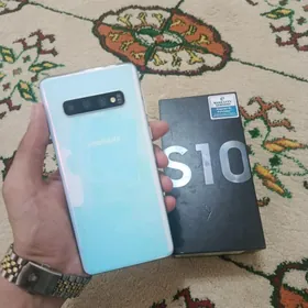 Samsung S10 8/128Gb